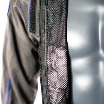 Mesh lining