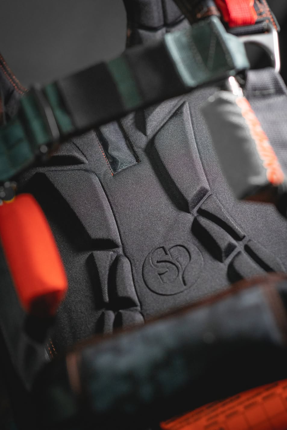 Javelin Odyssey harness and lateral system detail